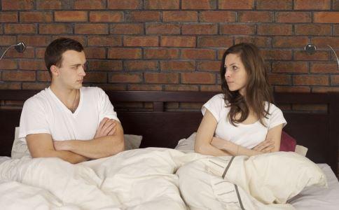 为什么男性前列腺炎会经常并发精囊炎呢？